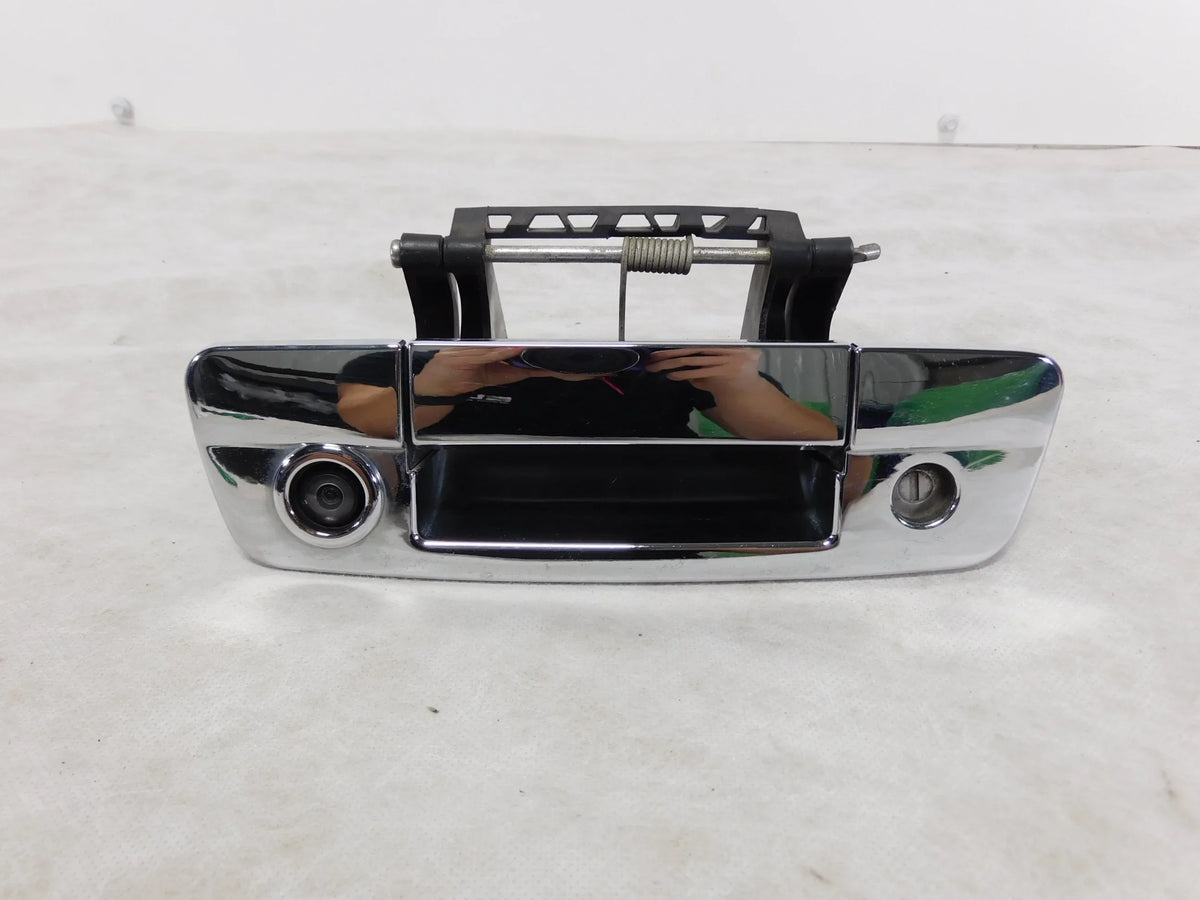 Pre-Owned 16-22 Dodge Ram 1500 Locking Tailgate Handle w/ Rear View Camera OEM LKQ (Good)
